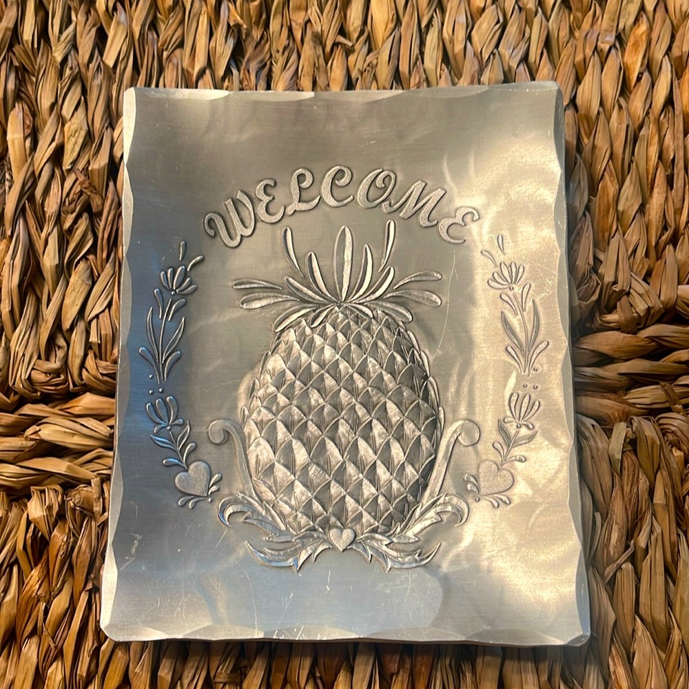 Wendell August Forge welcome plate